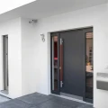 Lampa ścienna ERANO-S z czujnikiem ruchu i zmierzchu IP44 biała